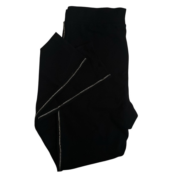 Gold Chain Ponte Legging - Picture 2 of 7